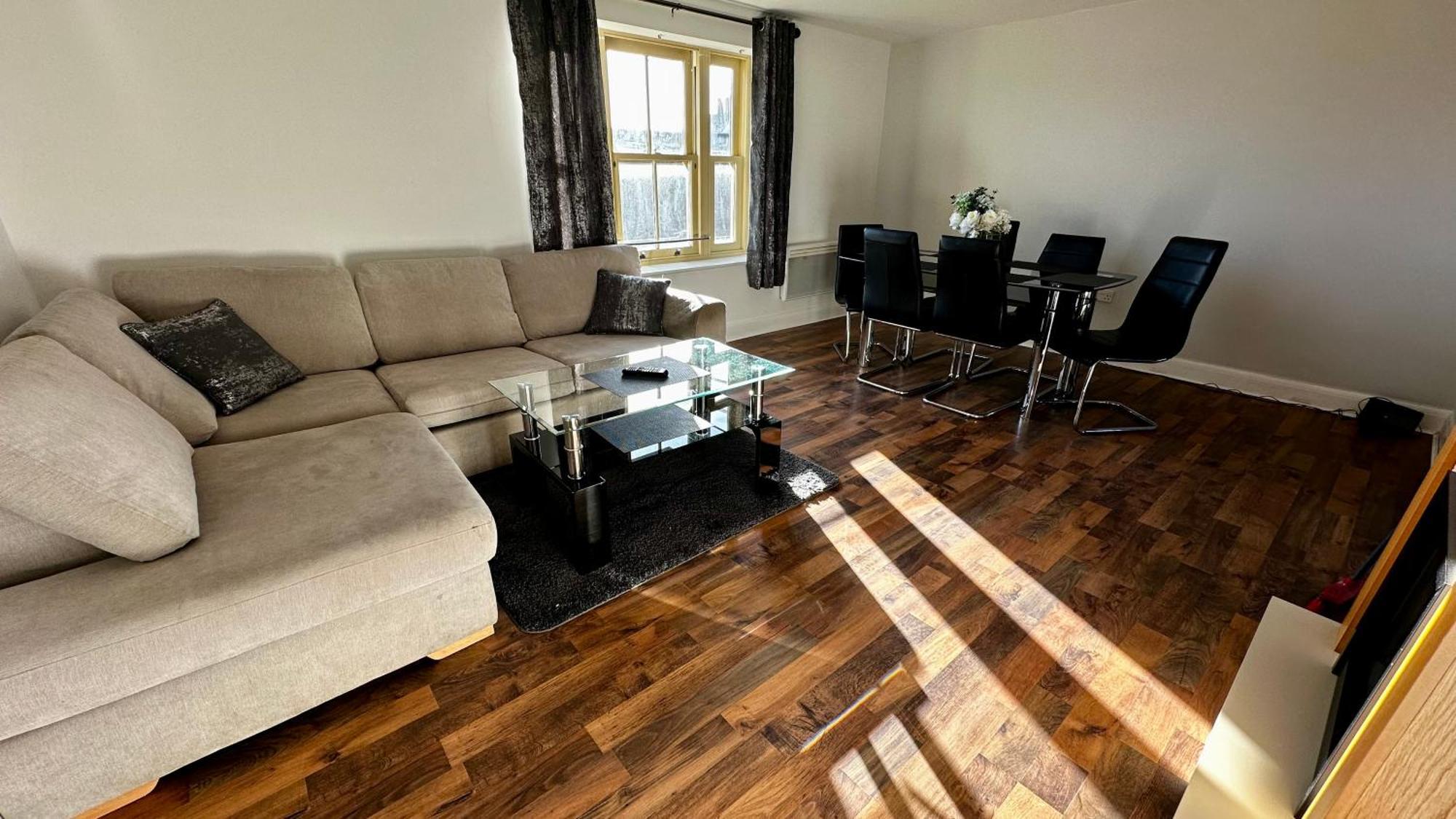 Two Bedroom Flat Town Centre Colchester Buitenkant foto